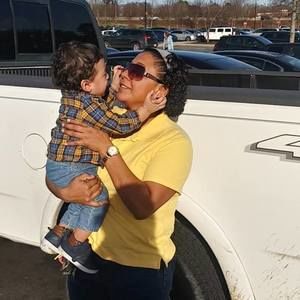 Meet your Posher, Reyna